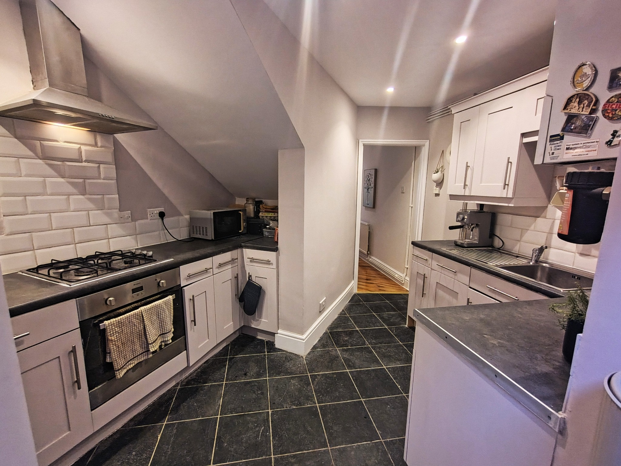Fitted kitchen